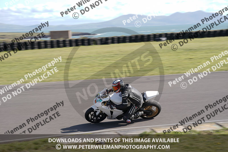 anglesey no limits trackday;anglesey photographs;anglesey trackday photographs;enduro digital images;event digital images;eventdigitalimages;no limits trackdays;peter wileman photography;racing digital images;trac mon;trackday digital images;trackday photos;ty croes